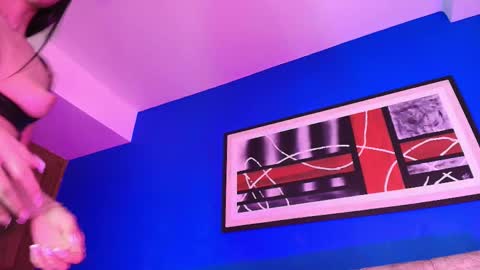 Valentina Hall online show from 27, 11, 2025