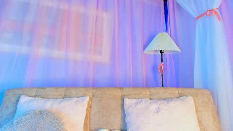 Valentina Hall online show from 4, 5, 2026