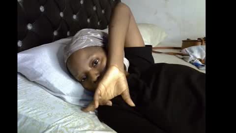 lickmefuckmex online show from 3, 12, 2025