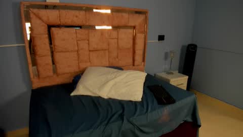 licky_lov online show from 9, 9, 2025