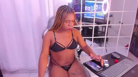 Snapshot of licyevans1 chatting on 16, 9, 2025 licyevans1 online show from 16, 9, 2025