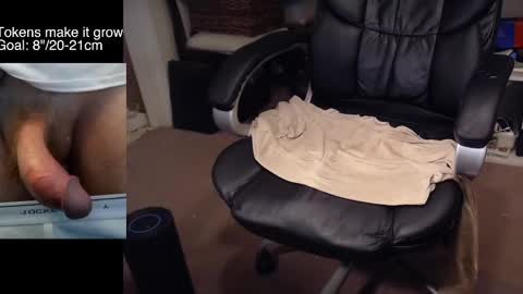 Snapshot of liebestool008 chatting on 20, 10, 2025 8curve online show from 20, 10, 2025