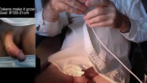 Snapshot of liebestool008 chatting on 28, 10, 2025 8curve online show from 28, 10, 2025