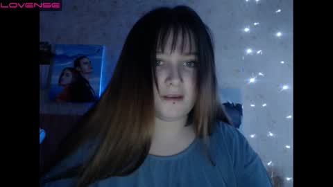 light_lunaa online show from 12, 12, 2024