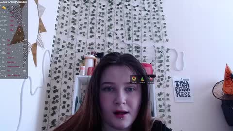 light_lunaa online show from 6, 2, 2025