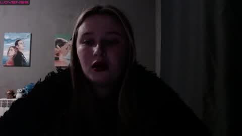 light_lunaa online show from 13, 9, 2025