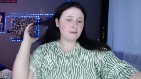 Snapshot of light_lunaa chatting on 17, 5, 2026 light_lunaa online show from 17, 5, 2026