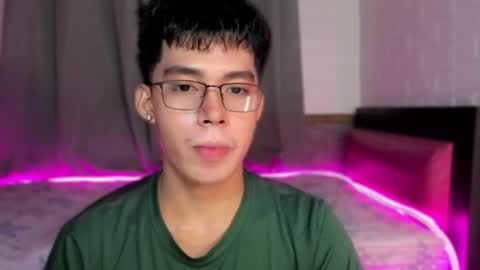 Snapshot of lightjt4 chatting on 18, 9, 2025 Jt online show from 18, 9, 2025