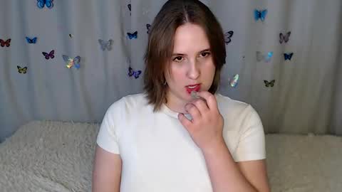 Snapshot of lightnea chatting on 27, 11, 2025 Nea online show from 27, 11, 2025