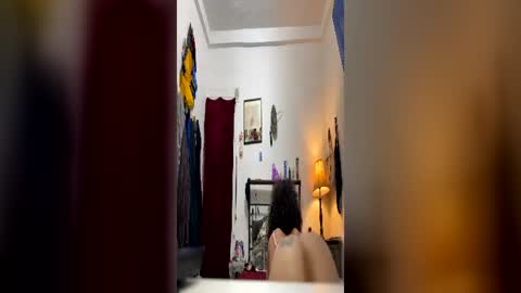 lightskinedcutie online show from 23, 7, 2026