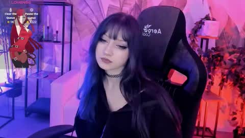 Snapshot of lii_luu chatting on 14, 12, 2025 LiLu online show from 14, 12, 2025