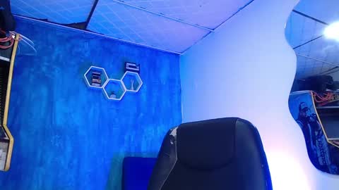 Daniel online show from 5, 1, 2025