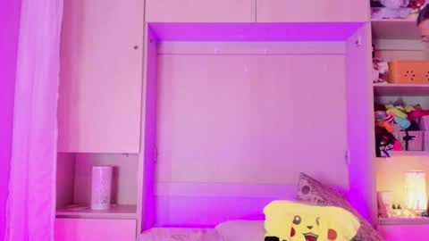         online show from 4, 2, 2025