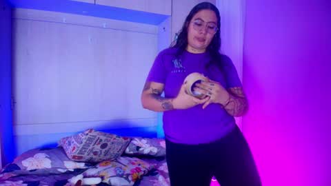         online show from 24, 2, 2025