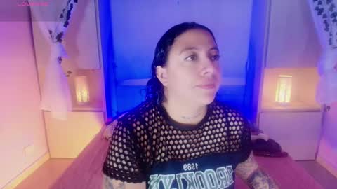         online show from 17, 9, 2025