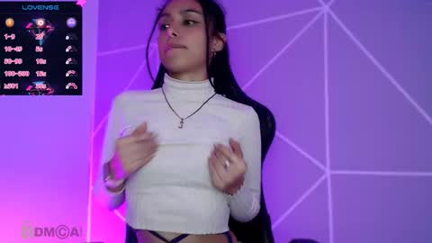 Snapshot of liilylouise chatting on 25, 10, 2025 Liliana online show from 25, 10, 2025