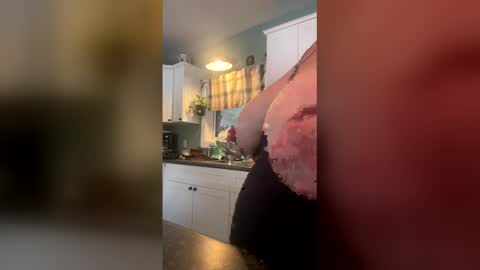 Snapshot of lik_nips chatting on 18, 12, 2025 lik_nips online show from 18, 12, 2025