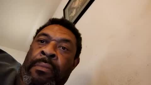 Snapshot of likdatass69247 chatting on 15, 12, 2024 likdatass69247 online show from 15, 12, 2024