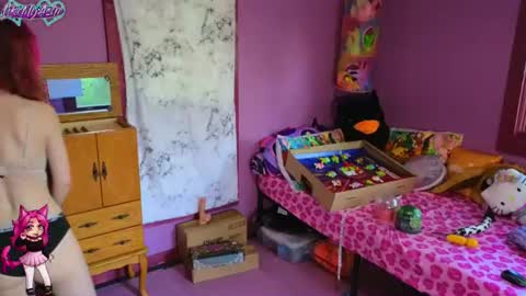 Snapshot of likemyashe chatting on 5, 7, 2026 LikeMyAshe online show from 5, 7, 2026