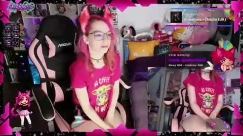 Snapshot of likemyashe chatting on 10, 7, 2026 LikeMyAshe online show from 10, 7, 2026