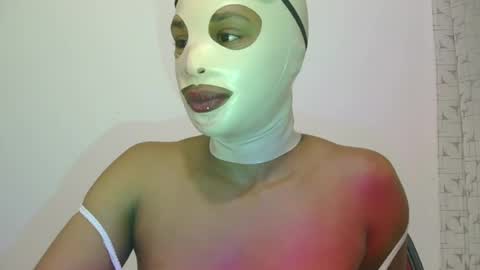 Snapshot of lil_ith chatting on 17, 6, 2026 Lilith online show from 17, 6, 2026