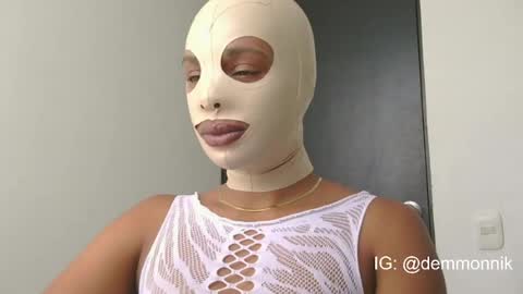 Snapshot of lil_ith chatting on 22, 6, 2026 Lilith online show from 22, 6, 2026