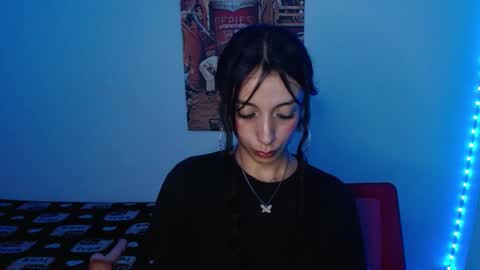 Snapshot of lil_lisaa chatting on 1, 2, 2025 Lisaa online show from 1, 2, 2025