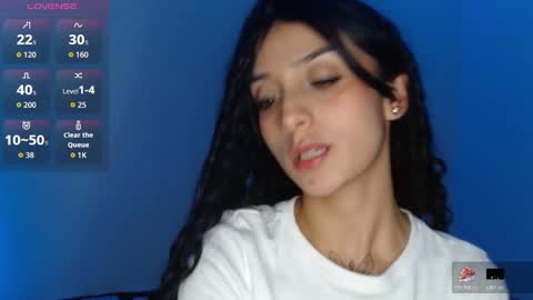 Snapshot of lil_lisaa chatting on 24, 10, 2025 Lisaa online show from 24, 10, 2025