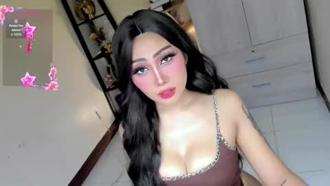 Snapshot of lil_m1ss_silly chatting on 24, 9, 2025 Miss Lily online show from 24, 9, 2025