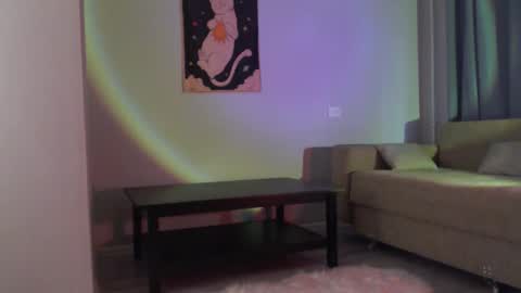 Snapshot of lil_reya chatting on 28, 11, 2025 INST Lil happines s online show from 28, 11, 2025