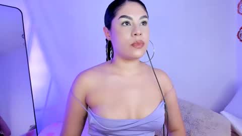 Lola online show from 8, 11, 2025