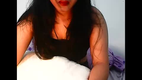 Snapshot of lil_sweetgirl4u chatting on 1, 2, 2025 lil_sweetgirl4u online show from 1, 2, 2025