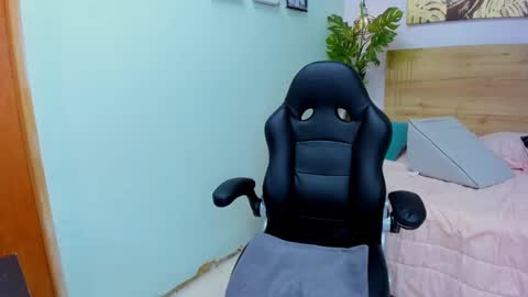 LILA online show from 4, 3, 2025