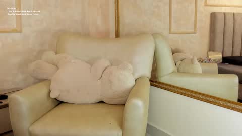 lila bailey  online show from 4, 3, 2025