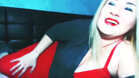 Snapshot of lilada27 chatting on 10, 12, 2024 lila online show from 10, 12, 2024