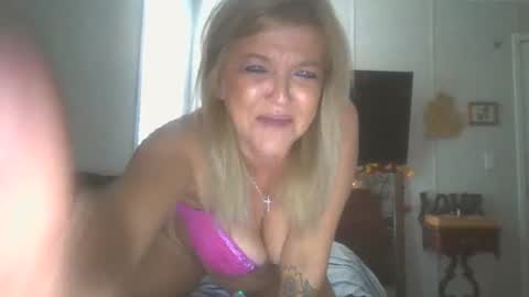 lilblonde412 online show from 20, 10, 2025