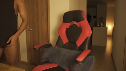 Snapshot of lildantear chatting on 1, 12, 2025 Dante online show from 1, 12, 2025