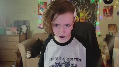 Lil online show from 19, 9, 2025