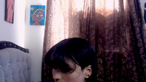 lili_clan11 online show from 11, 1, 2026