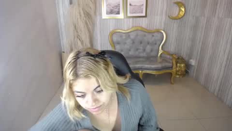 Lili online show from 20, 2, 2025