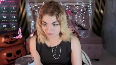 Lili online show from 18, 10, 2025