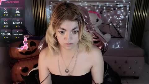 Lili online show from 25, 10, 2025