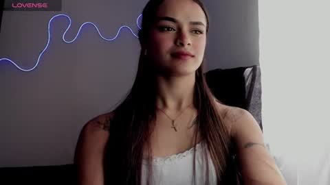 lili_evanss online show from 23, 6, 2026