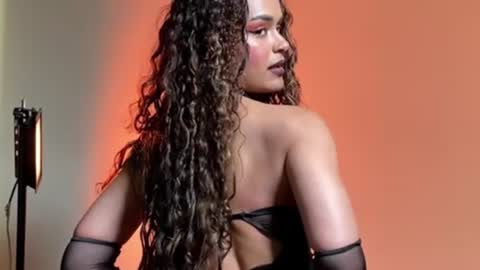 lili_evanss online show from 24, 6, 2026