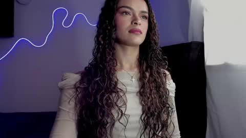 lili_evanss online show from 11, 7, 2026
