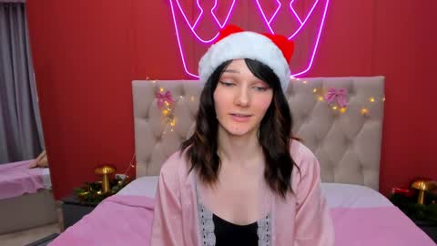 Snapshot of lili_flowerr chatting on 16, 12, 2024 Lilli  follow me kiss online show from 16, 12, 2024