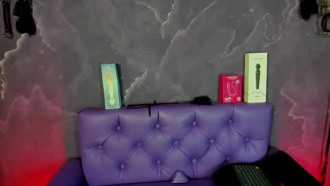 Lili  online show from 24, 10, 2025