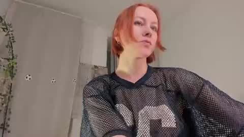 Snapshot of lilian_kroft chatting on 24, 6, 2026 LIL online show from 24, 6, 2026