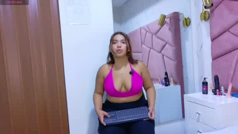Snapshot of liliana_pink chatting on 19, 5, 2026 liliana online show from 19, 5, 2026