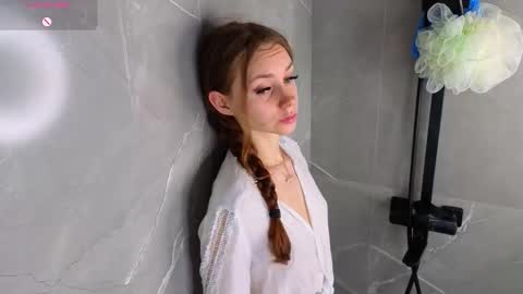 Hi I am Luna online show from 6, 2, 2026